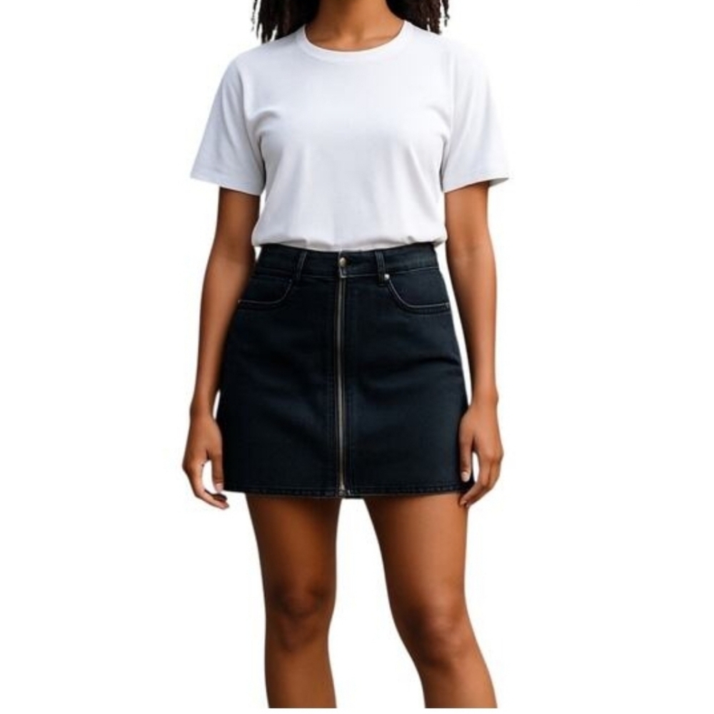 Madewell Black Rigid Denim Mini Skirt Raw Hem, Zipper Front, Size 28.